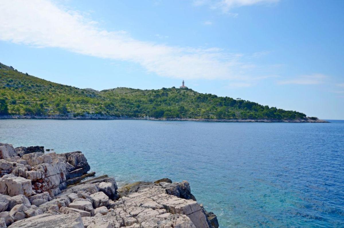 Lastovo Apartments Vesna מראה חיצוני תמונה